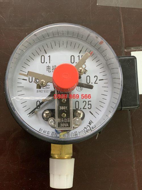 Đồng hồ đo áp suất 3 kim